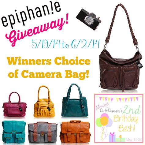 Qui sont les rois mages ? Epiphanie Camera Bag Giveaway | Livin' the Mommy Life