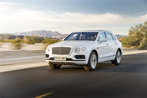 Bentley Bentayga Named Suv Of The Year By Robb Report Uk Just British