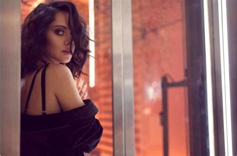 تحدثت الفنانة ياسمين صبري من قبل عن نظامها الغذائي القديم الذي كانت لا تتبع فيه أي قواعد أو حميات غذائية، حيث أنها كانت في السابق تقوم بصنع الأكلات الدسمة لزوجها التي. صور ياسمين رئيس - إقرأ صور لـ ديانة ياسمين رئيس، ياسمين ...