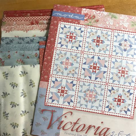 Four Queens Quilt Kit With Victoria Fabric From Moda Etsy Quilts