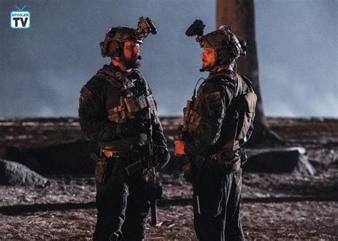 Seal team ist eine serie von benjamin cavell mit david boreanaz (jason hayes), max thieriot (clay spenser). "SEAL Team" Staffel 2: Starttermin, erste Vorschau und ...