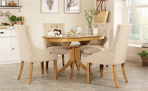 Hudson Round Oak Extending Dining Table With 4 Duke Oatmeal Fabric