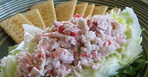L lb (16 oz) package of imitation crab meat, chopped/shredded up into small pieces 1 english one long cucumber, diced small 2 medium tomatoes, diced and drained of any excess juice. 10 Best Seafood Salad Imitation Crab and Shrimp Recipes
