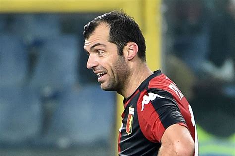 Pandev: Mi voleva l'Inter, ma sono rimasto al Genoa e voglio salvarmi