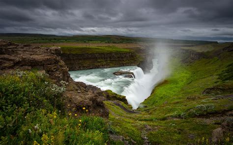 Download Iceland Grass Cliff Waterfall Nature Gullfoss 4k Ultra Hd
