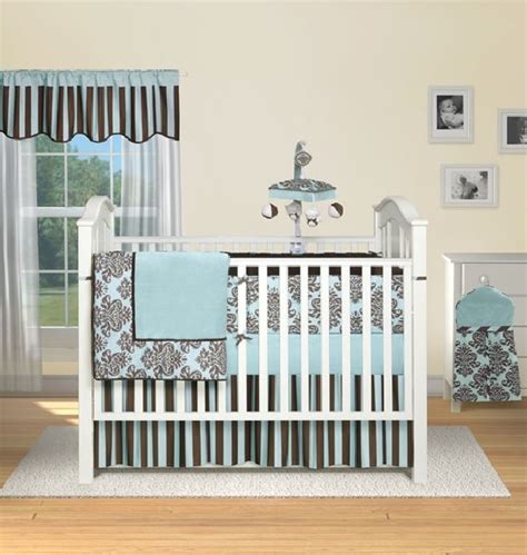 Modern baby boy bedding themes and crib sets for the nursery. 30 Colorful and Contemporary Baby Bedding Ideas for Boys