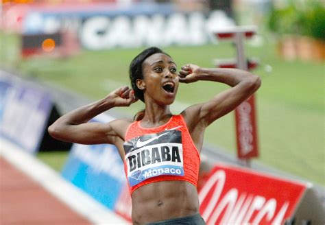 Genzebe Dibaba Sets The World Record In The 1500 Shannon Rowbury