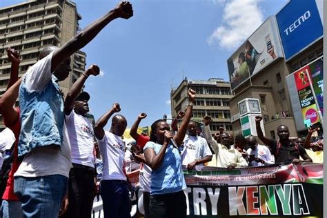 Kenyas Government Returns Some Tv Stations To The Air The New York Times