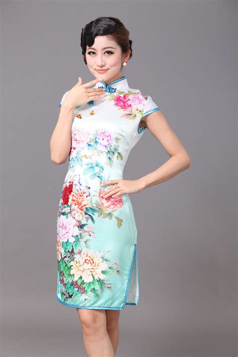 Impressive Peony Flowers Silk Cheongsam Green Qipao Cheongsam Dresses Women