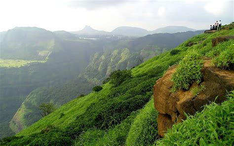 Please add more sites to the list, check shopoj.in good for traditional items from jaipur, rajasthan india. Top 10 Most Beautiful Places in India - Travel Tips - TryThis!