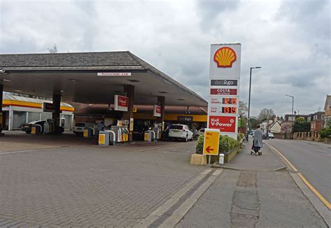 Please select option 4 loyalty and rewards: Shell petrol station in Sawbridgeworth: Company fuels ...