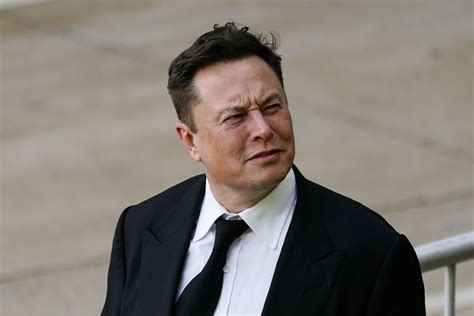 Why Is Elon Musk Moving Tesla Headquarters To Texas Los Angeles Times