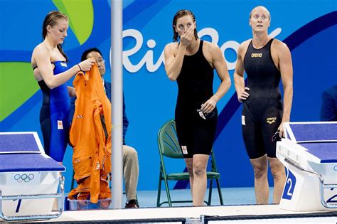 Duitsland zal tijdens de olympische spelen in rio de janeiro geen estafetteploeg inzetten op de 4x100 meter vrije slag. De nacht in Rio: zwemsters naast podium op estafette - NRC