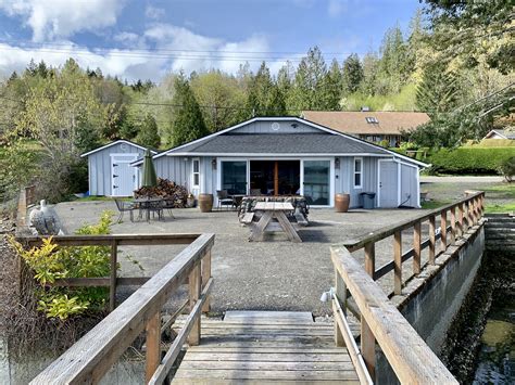 Dockside ~ Cozy Waterfront Paradise on Hood Canal! - Cabañas en renta