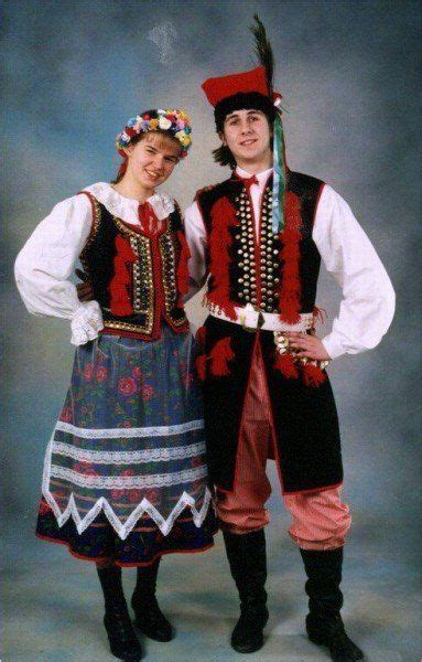 Traditional Clothing Of Poland Krakovian Folk Dress Traditional Outfits Polish Traditional