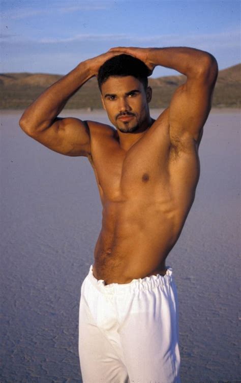 640×472, divx 5, 762kbps audio: Pin on Eyecandy