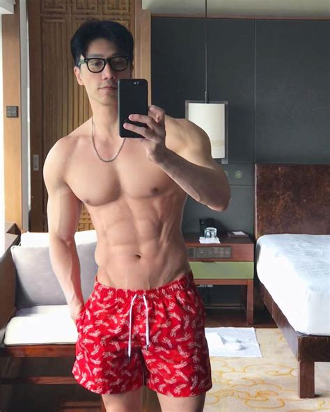 Japanese Men Find 55 Year Old Hiroshi Abes Body Most Attractive