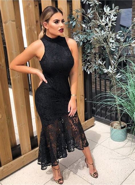 Megan Barton Hanson Turns Love Island S Ultimate Pin Up In Lace Gown Daily Star