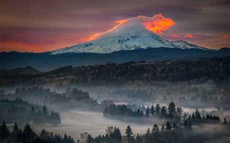 Snowy Peak Sunset Mist Oregon Nature Forest Volcano