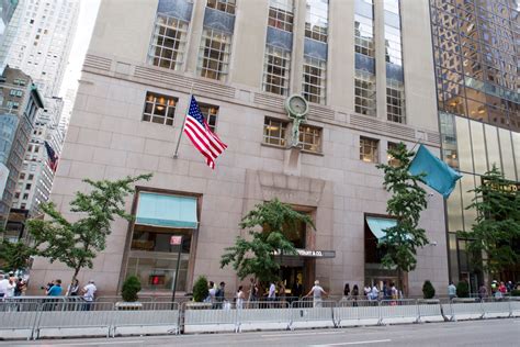 Tiffany Completely Renovating Flagship Fifth Avenue Location