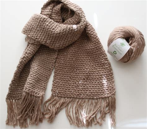 simple statement crochet scarf tutorial beginner melanie ham