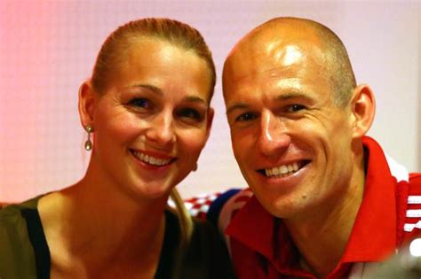 Arjen Robben With Wife Bernadien Eillert Sports Club Blog