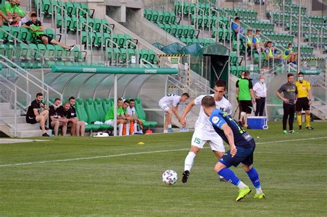 Fatalna kontuzja młodego piłkarza pogoni szczecin. WIDEO: Stal Stalowa Wola - Skra Częstochowa 1-2 SKRÓT MECZU