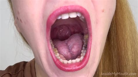 Mouth Fetish Delia