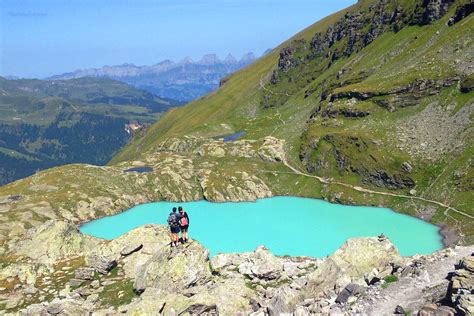 5 Seen Wanderung 4 Traumhafte Wanderungen In Den Schweizer Alpen