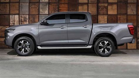 2021 Mazda Bt 50 Pickup Truck Debuts With Isuzu Underpinnings Slashgear