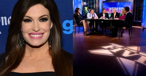 Trump Jrs Gf Kimberly Guilfoyle Was Asked To Leave Fox News After She