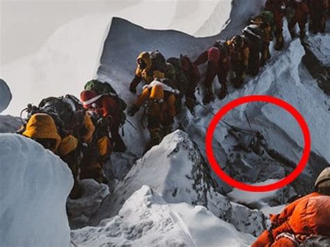 Mt Everest Deaths More Climbers Bodies Found In Nepal Daily Telegraph