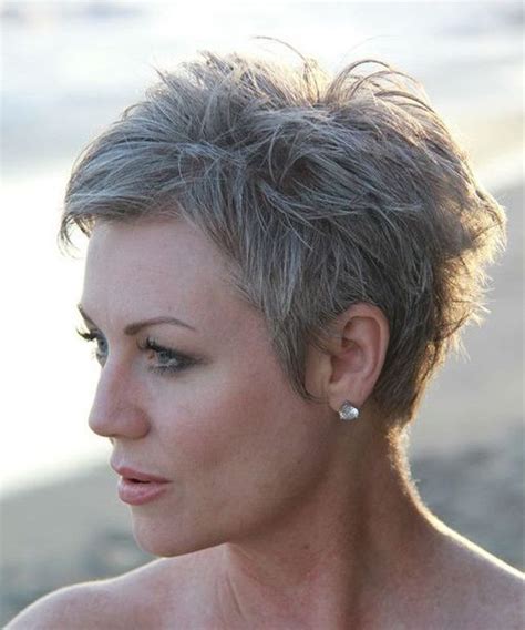 Cool And Classy Short Edgy Haircuts 2019 For Older Women Trendy Hairstyles Short Hair Styles