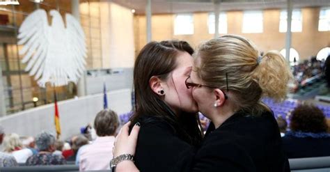 German Parliament Legalizes Same Sex Marriage World News International News