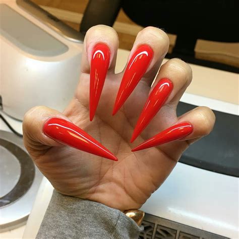 Pin By Mike G On B¤b¤b Laylas Makeover Haven For Ladies B¤b¤b Red Stiletto Nails