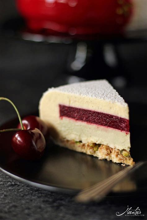 Ich habe mich schon mal mit den ersten beeren des jahres versucht und habe einen kalten erdbeerkuchen mit knusperboden und vanillepudding kreiert. Vanilletorte mit Kirsche und Pistazie auf Knusperboden ...