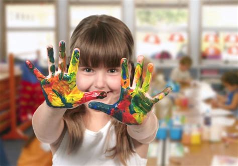 5 Reasons To Teach Your Kids About Art Child Life Mommy