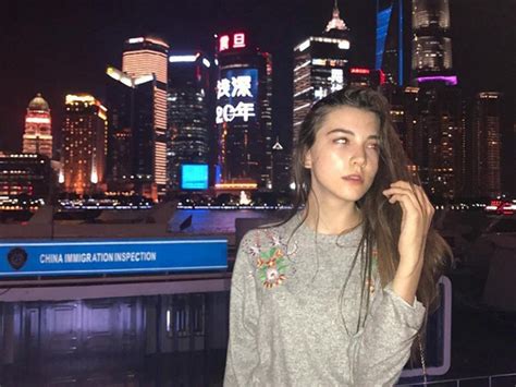 Teenage Model Suffers Brutal Death After ‘gruelling 12 Hour Fashion Show Sick Chirpse