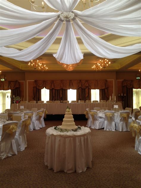 Ceiling drapes westport www.perfect-details.com | Wedding ceiling