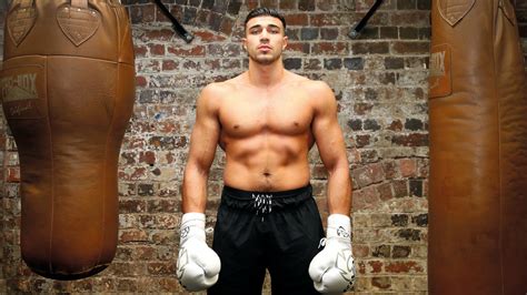 Internet god with an inferiority complex. Is Tommy Fury for real? - Boxing News