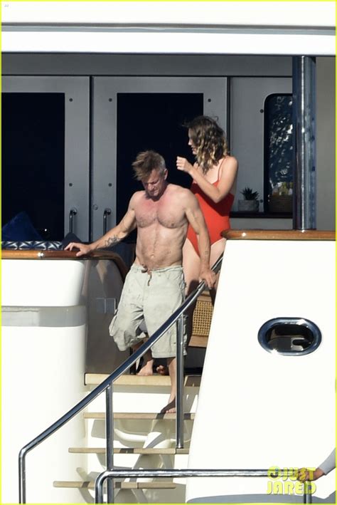 Sean Penn Jumps Into The Sea While On Vacation In Italy With Girlfriend