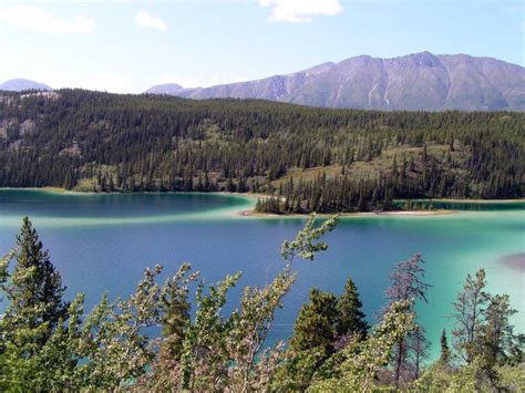 Emerald Lake Yukon Canada Emerald Lake Lake Natural Landmarks