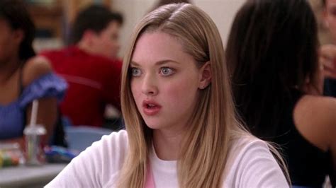 Mean Girls Amanda Seyfried Met The New Karen And The Photo Is So On