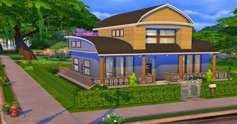 The Sims 4 Blue Dream House