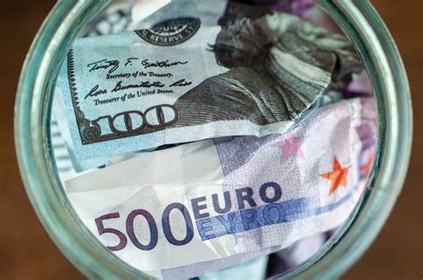 In march of 2013, with nearly €920 billion. Euro-Dollar Week Ahead Forecast to Struggle ahead of 1 ...