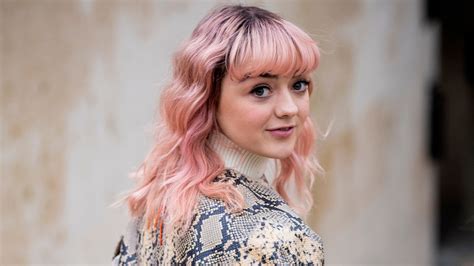 Game Of Thrones Star Maisie Williams Was The Breakout Front Row Star Of
