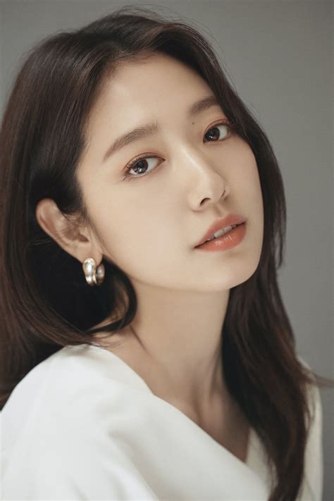 Park Shin Hye Talks About Her New Thriller Film “call” Female Driven