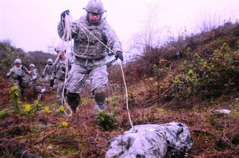Soldiers Train On Battlefield Recovery Of Human Remains Article The