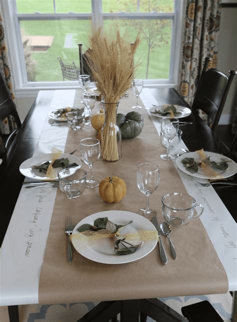 30+ Simple Thanksgiving Table Decor Ideas