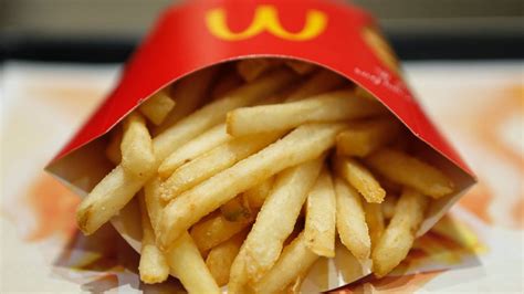 And there are plenty of variations of the cut that you can choose to suit your face shape. McDonald's Reveals Exactly How Your Beloved Fries Are Made ...